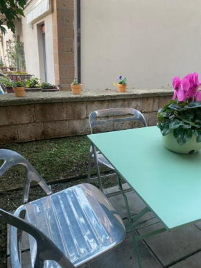 IL GIARDINETTO DI ELELU' Private Garage Orvieto